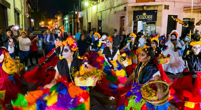 Travel Style - Day of the Dead Festival in Mexico on a Special/Festival Tour